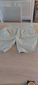 Heren short, Ophalen, Zo goed als nieuw
