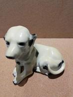 Hond  hoogte 15 cm breedte 20 cm, Antiek en Kunst, Ophalen of Verzenden