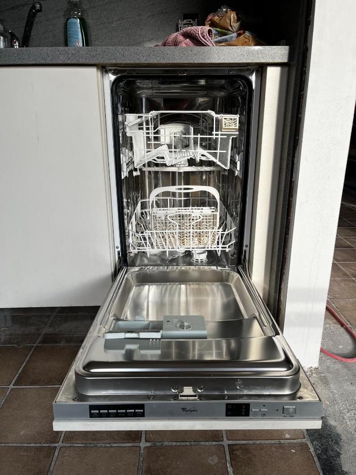 Inbouw vaatwasser Whirlpool (nisbreedte: 45 cm), Huis en Inrichting, Keuken | Keukenelementen, Gebruikt, Minder dan 100 cm, Minder dan 50 cm
