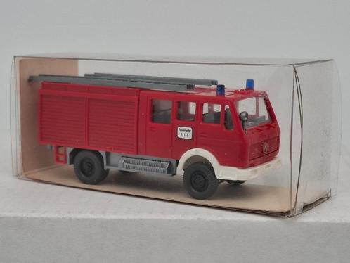 Bluswagen brandweer Mercedes Benz - Wiking 1/87, Hobby en Vrije tijd, Modelauto's | 1:87, Zo goed als nieuw, Bus of Vrachtwagen