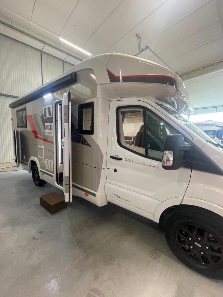 Challenger 328 Graphite Ultimate, Caravans en Kamperen, Mobilhomes, Bedrijf, Half-integraal, Challenger, Ford, Diesel, Automaat