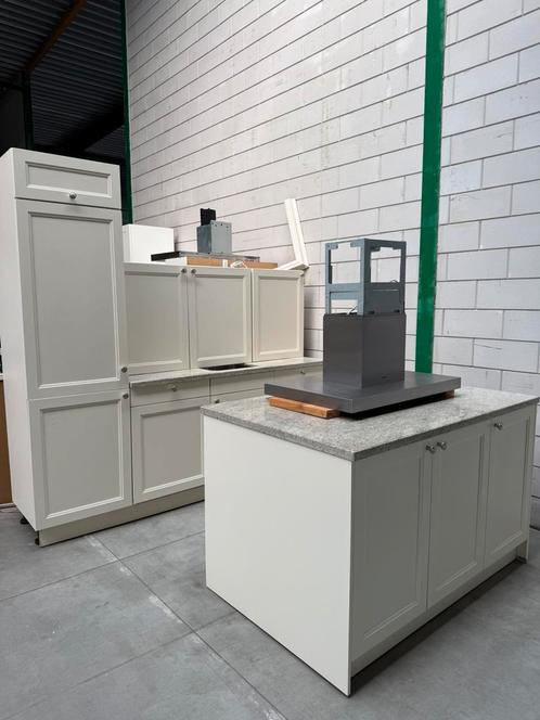 Prachtig Landelijke Keuken + Apparatuur + GEDEMONTEERD, Huis en Inrichting, Keuken | Complete keukens, Zo goed als nieuw, Hoekkeuken