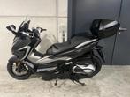 Honda Forza 350, Motos, 1 cylindre, 350 cm³, Scooter, Entreprise