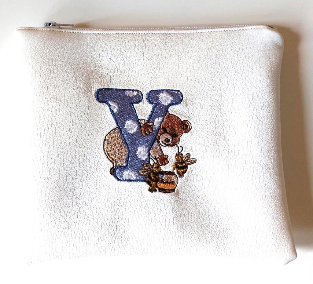 Toilettas met teddybeer en letter Y, Handtassen en Accessoires, Toilettassen, Nieuw, Jongen of Meisje, Wit, Ophalen of Verzenden