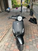 NECO Azzuro 50 ( GTS toscana look), Ophalen, Klasse A (25 km/u), Benzine, 50 cc
