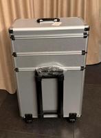 Chariot de coiffure Xanitalia 3 pièces argenté neuf, Bijoux, Sacs & Beauté, Valises, Neuf, 35 à 45 cm, Plastique dur, Enlèvement