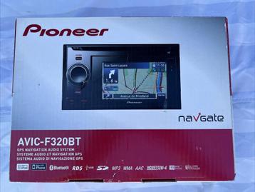 Pioneer AVIC-F320BT voir description, Enlèvement, Neuf