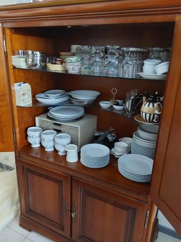 buffet - barkast in kersenhout beschikbaar voor biedingen