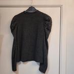 Pull gris/ noir avec brillants taille M, Vêtements | Femmes, Tops, Enlèvement, Noir