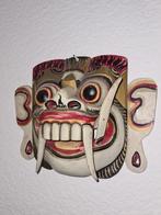 Indonesisch masker, Ophalen