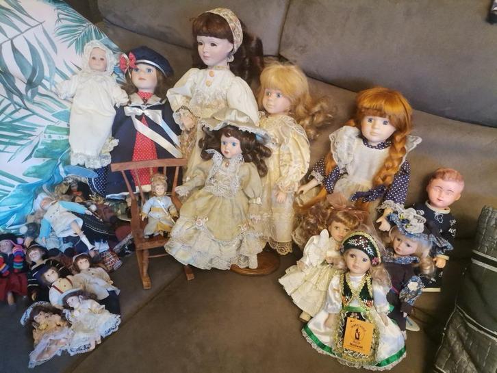 Zeer oude poppen, Verzamelen, Poppen, Zo goed als nieuw, Pop, Levensecht of Reborn, Ophalen