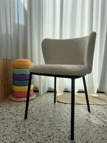 Stoelen Kave Home - Ciselia bouclé - 6 stuks beschikbaar voor biedingen