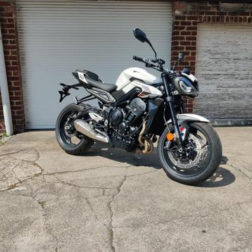 street triple R beschikbaar voor biedingen