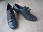 Escarpins à lacets noirs taille 38, Enlèvement ou Envoi, Escarpins, Porté, Noir
