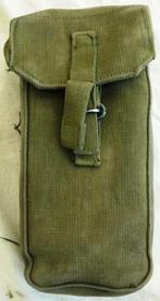 Munitie Tas Rechts Ammunition Pouch Right, P58, jaren'70.(2), Verzamelen, Overige typen, Ophalen of Verzenden, Landmacht