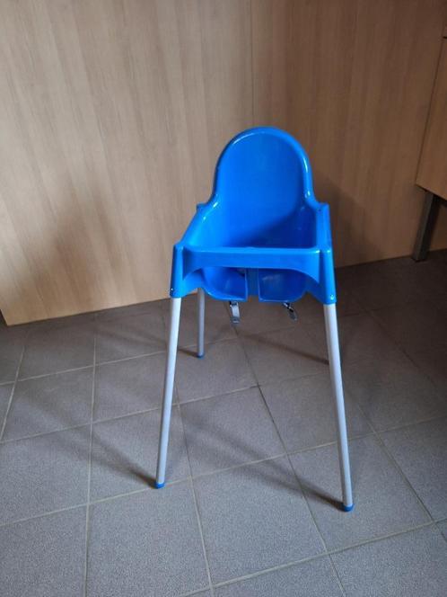 Kinderstoel IKEA + dien, Kinderen en Baby's, Kinderstoelen, Zo goed als nieuw, Overige typen, Ophalen