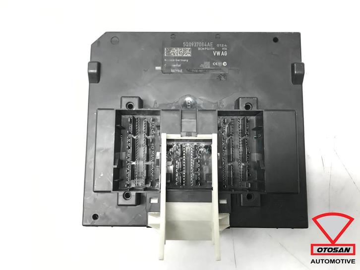 Audi A3 RS3 8V VW Golf 7 VAG Boordnet BCM 5Q0937084AE, Autos : Pièces & Accessoires, Électronique & Câbles, Audi, Utilisé