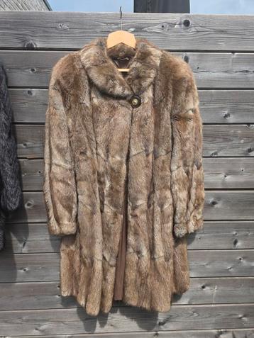Vintage bontjas van muskusrat – Pelsland, Kleding | Dames, Jassen | Winter, Ophalen, Zo goed als nieuw, Beige