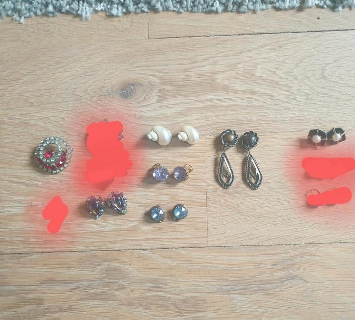 Oude juwelen: oorbellen en broche, Handtassen en Accessoires, Oorbellen, Zo goed als nieuw, Ophalen of Verzenden