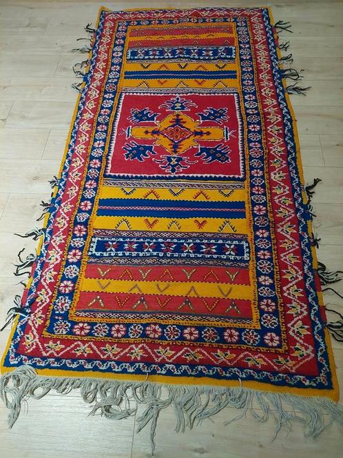 Tapis berbère 100% laine fait main, Antiek en Kunst, Antiek | Tapijten, Tafelkleden en Textiel, Ophalen of Verzenden