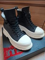 Bouu shoes 37 zwarte leren plateaulaarzen, Kleding | Dames, Schoenen, Wit, Ophalen of Verzenden, Zo goed als nieuw, Lage of Enkellaarzen