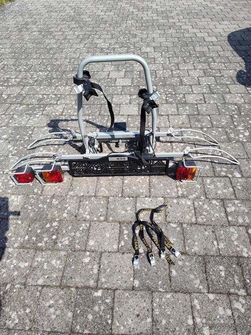 Fietsenrek op trekhaak voor 2 fietsen, Fietsen en Brommers, Fietsaccessoires | Fietsenrekken, Zo goed als nieuw, Ophalen
