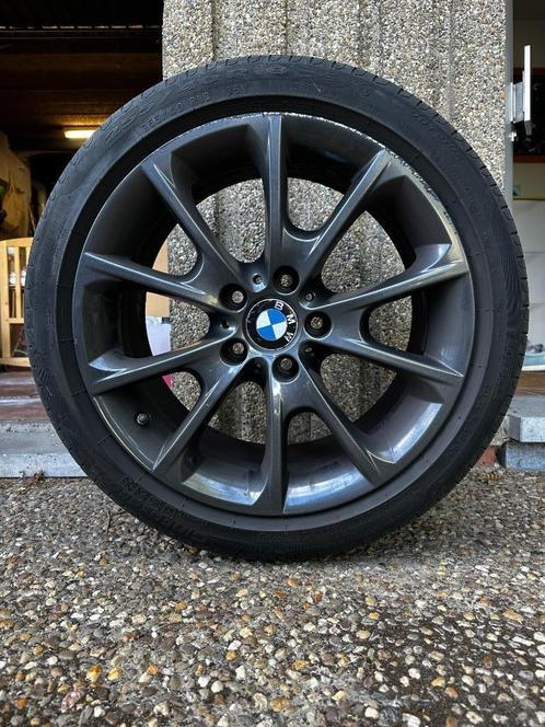 4 jantes BMW d'origine "18 pouces" avec pneus inlcus, Auto-onderdelen, Banden en Velgen, Band(en), Zomerbanden, 18 inch, Personenwagen