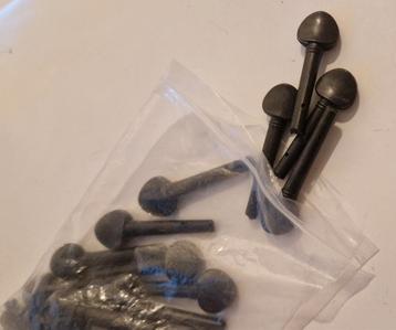Violin pegs, Enlèvement, Comme neuf