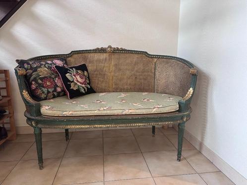 Antieken Rotan bank met kussen, Antiek en Kunst, Antiek | Meubels | Stoelen en Sofa's, Ophalen
