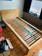 Eenpersoons IKEA bed met lattenbodem, Huis en Inrichting, Slaapkamer | Bedden, Ophalen, Zo goed als nieuw, Eenpersoons