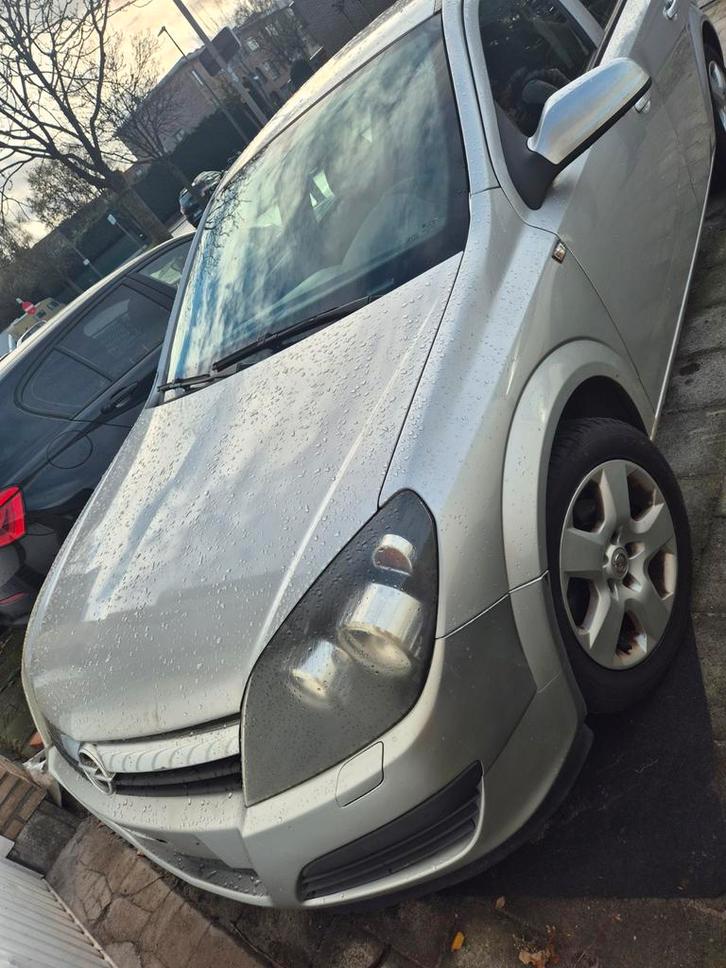 OPEL ASTRA 1.4 BENZINE 2006 148000KM AC EN KEURING TE KOOP, Auto's, Opel, Particulier, Astra, ABS, Airbags, Alarm, Metaalkleur