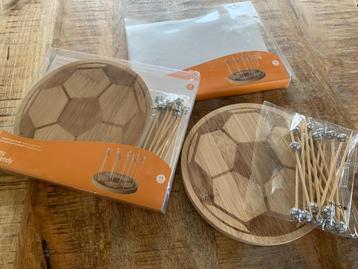 Cosy&Trendy dienblad met prikkers voetbal 2st beschikbaar voor biedingen