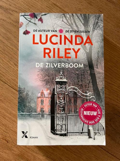 Lucinda Riley - De zilverboom, Boeken, Literatuur, Zo goed als nieuw, Ophalen of Verzenden