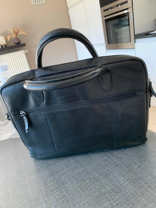 ECHT Lederen laptoptas Burkeley-weinig gebruikt, Computers en Software, Laptoptassen, Zo goed als nieuw, Aktetas, Ophalen