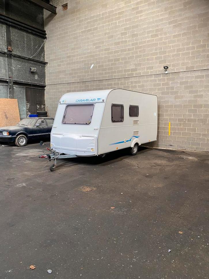 Emplacement de parking à louer., Immo, Garages & Places de parking