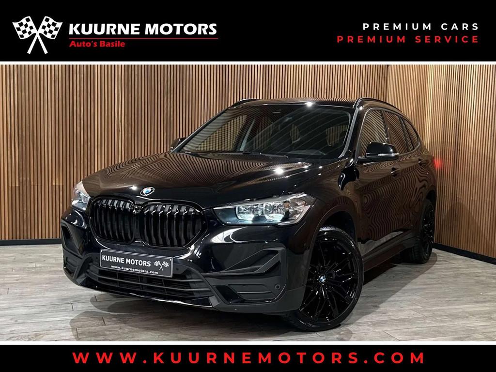 BMW X1 sDrive18dA Alu19"/SportZet/Pdc/Gps *1j garantie*, Auto's, 4 deurs, 4 cilinders, 136 pk, Zwart