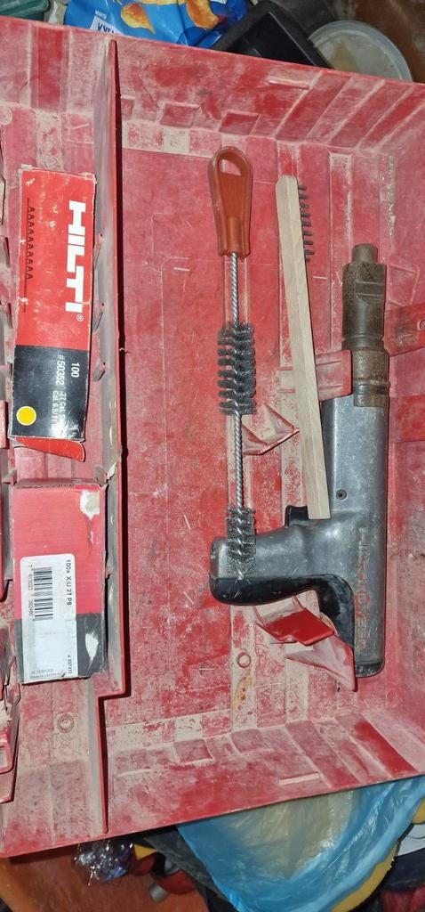 Hilti, Ophalen