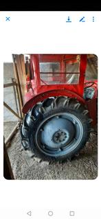 Twee banden voor tractor zo goed als nieuw, Ophalen