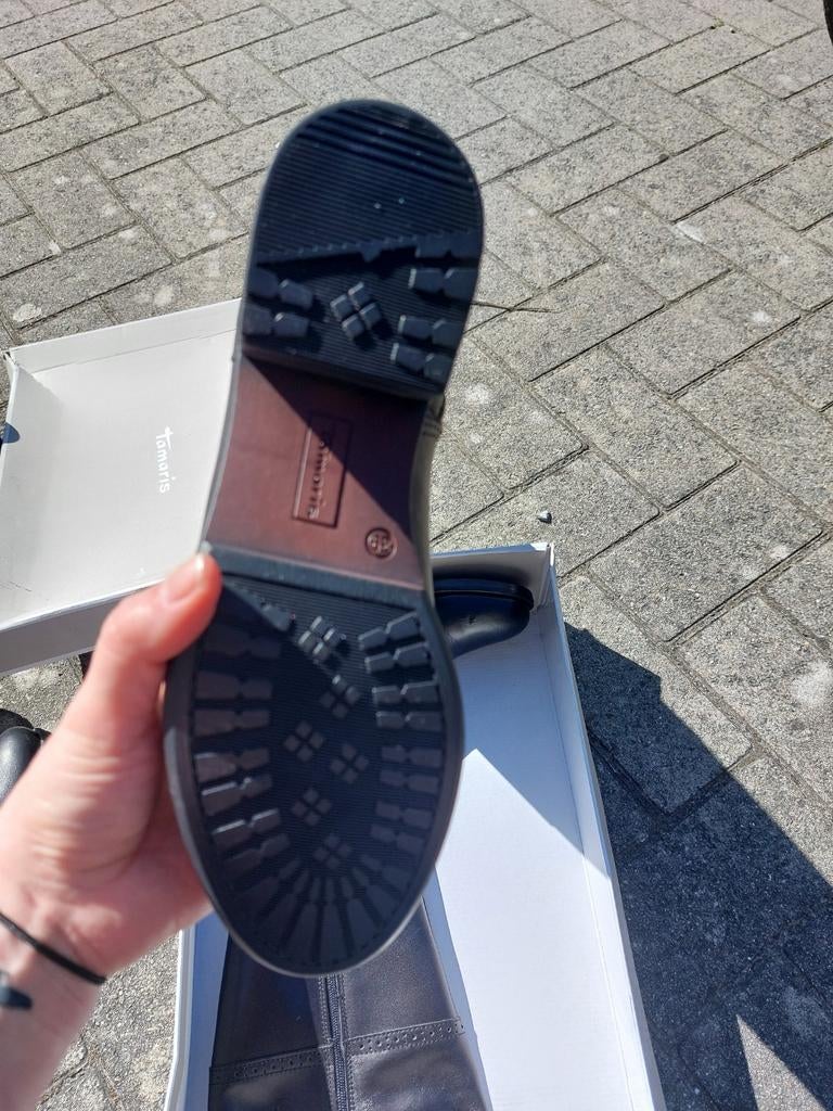 Tamaris maat 39 - botjes - nieuwstaat, Ophalen