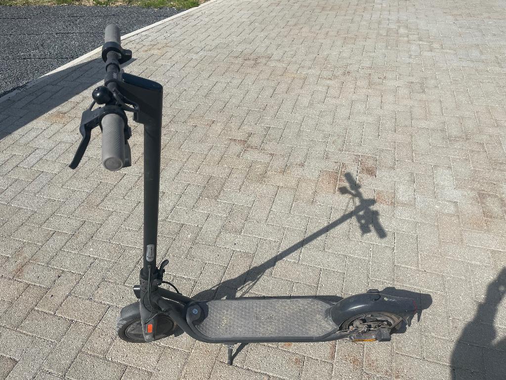 SEGWAY Ninebot Kickscooter F25I - Elektrische step, Fietsen en Brommers, Ophalen, Gebruikt, Elektrische step (E-scooter), Segway ninebot