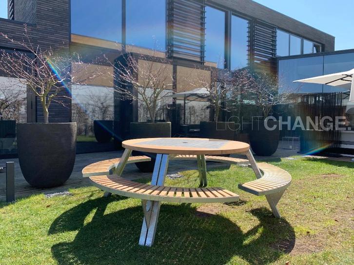 Extremis Gargantua picknicktafel zie ook Hopper + Pantagruel, Jardin & Terrasse, Tables de jardin, Comme neuf, Rond, Bois, Enlèvement