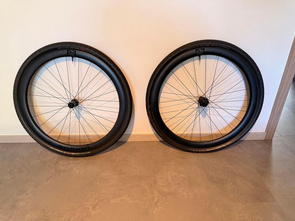 Ubique G42C Disc Carbon Gravel wielen, Fietsen en Brommers, Fietsonderdelen, Gebruikt, Gravelbike, Carbon, Ophalen