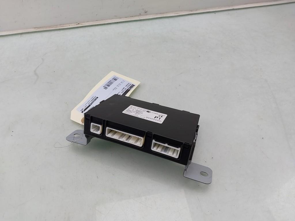 DIVERS Suzuki Swift (ZA / ZC / ZD) (01-2010/04-2017), Suzuki-Allee 7
64625  Bensheim, DE, Suzuki Deutschland GmbH, Kontakt@suzuki.de