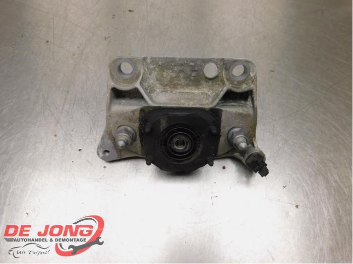 Support moteur d'un Renault Twingo, Autos : Pièces & Accessoires, Suspension & Châssis, Renault, Utilisé, 3 mois de garantie, Enlèvement ou Envoi