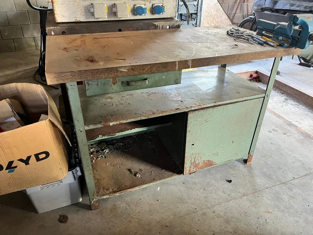 Werkbank 120cm x 60cm, Ophalen, Gebruikt, Bankschroef