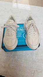 Basket Gucci en cuir, Enfants & Bébés, Vêtements de bébé | Chaussures & Chaussettes, Enlèvement, Comme neuf