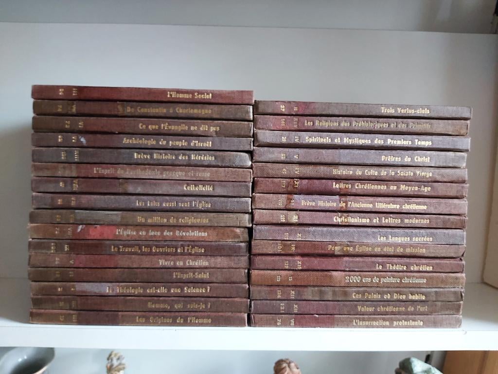 31 livres Je sais-Je crois, encyclopédie catholique du XXe, Christianisme | Catholique, Enlèvement ou Envoi, Utilisé, Autre