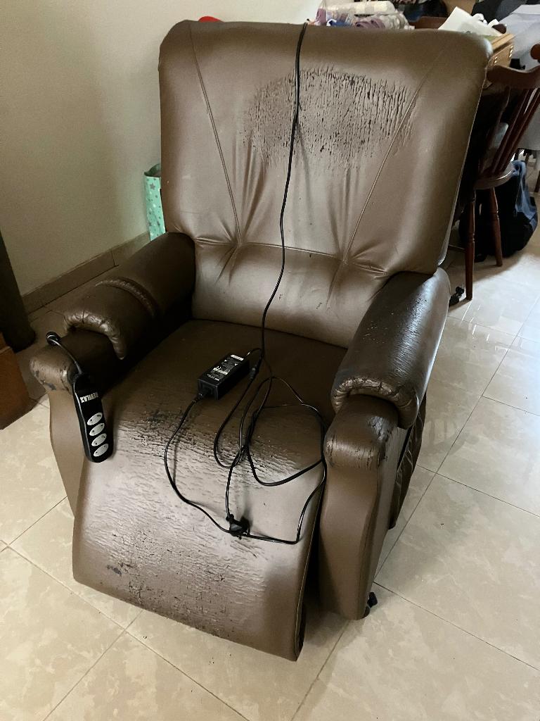 Elektrische relaxzetel, Huis en Inrichting, Fauteuils, Ophalen, Overige materialen, Gebruikt, Klassiek