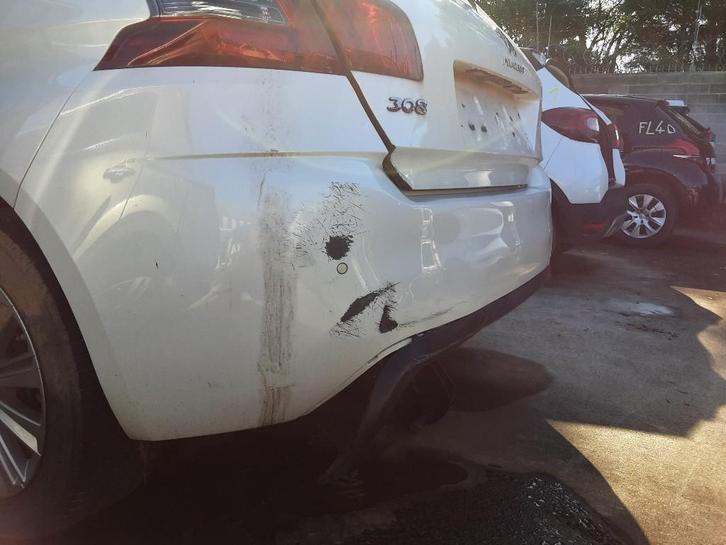 BUMPER ACHTER Peugeot 308 (L3 / L8 / LB / LH / LP), Auto-onderdelen, Carrosserie, Bumper, Peugeot, Achter, Gebruikt