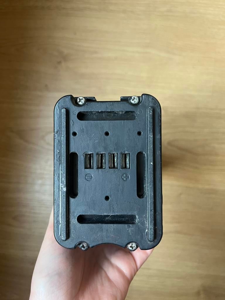 E-bike accu 36V 12Ah (432Wh) + oplader + sleutels, Ophalen, Zo goed als nieuw